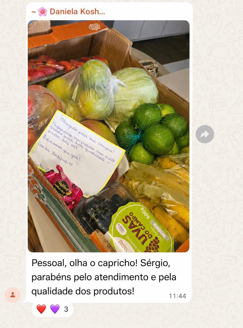 Print de WhatsApp de uma cliente elogiando o capricho e a qualidade dos produtos do Pede Coala